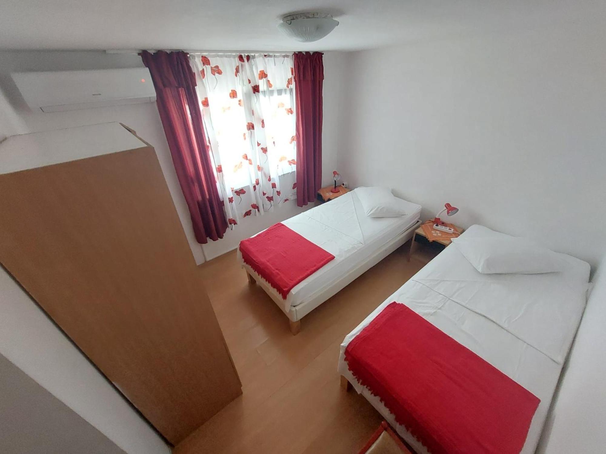 Holiday Home Zeljana Каприе Екстериор снимка
